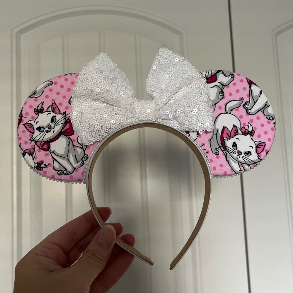 Marie ears